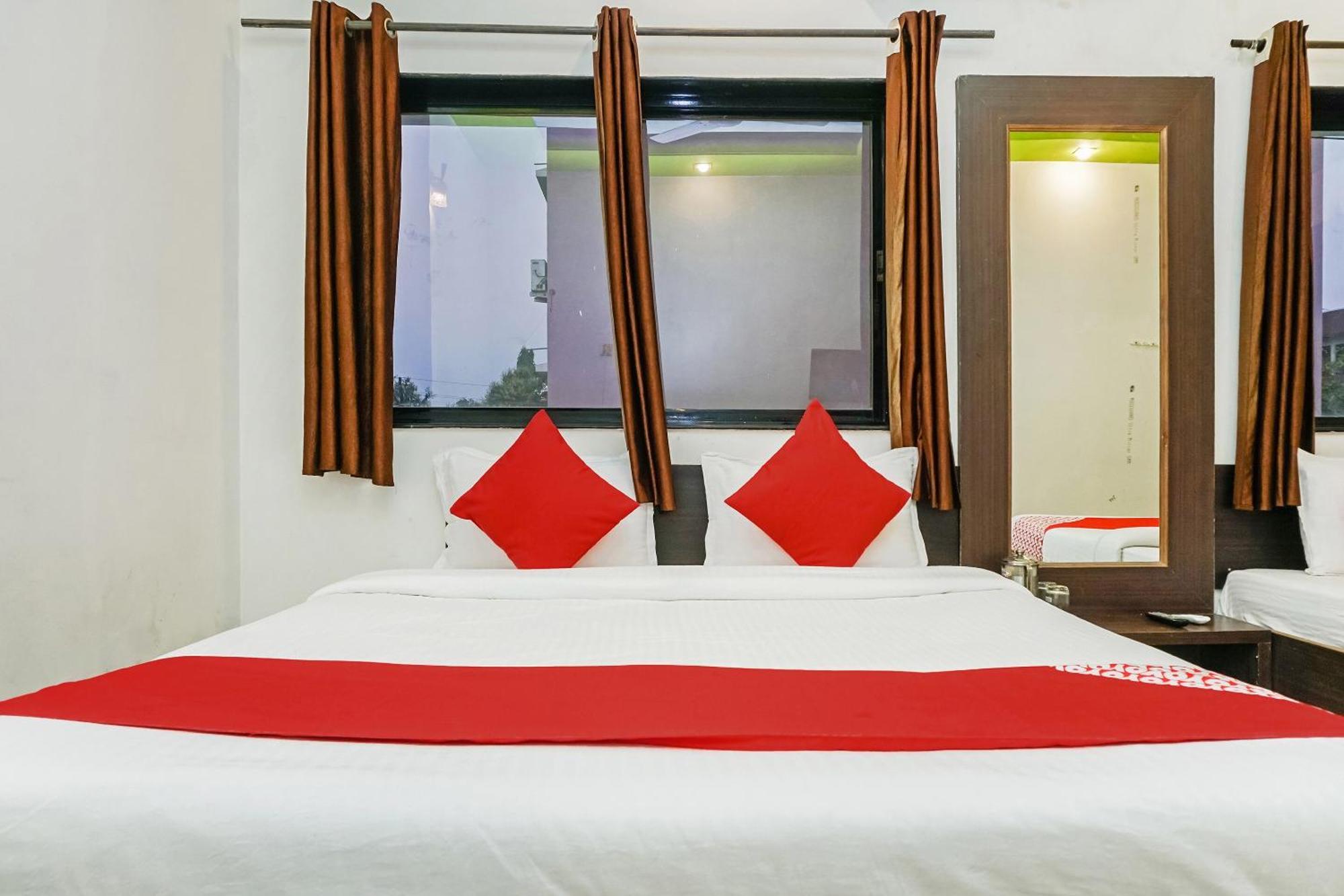 Super Hotel O Shirdi Sai Inn Экстерьер фото
